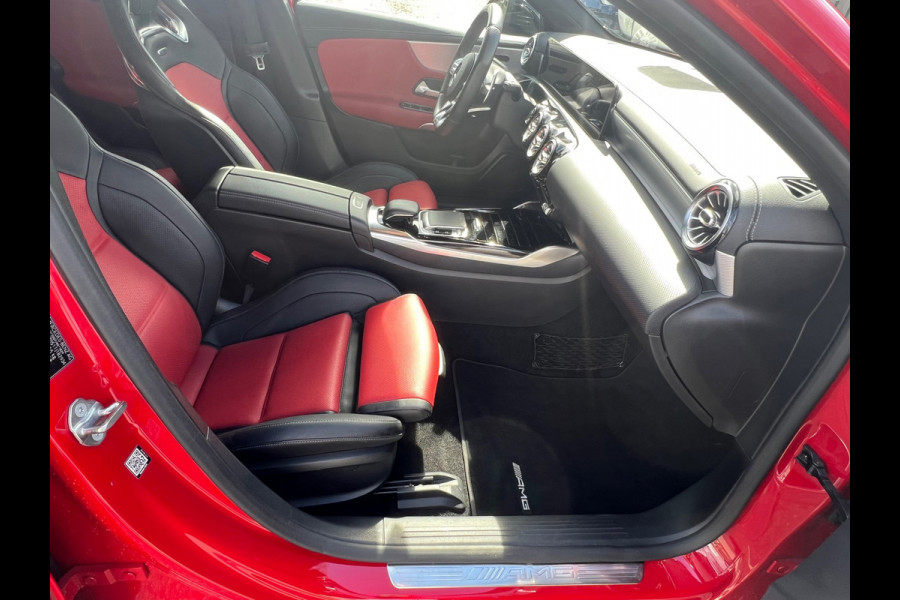 Mercedes-Benz A-Klasse AMG 35 4MATIC Edition 1 dealer auto .