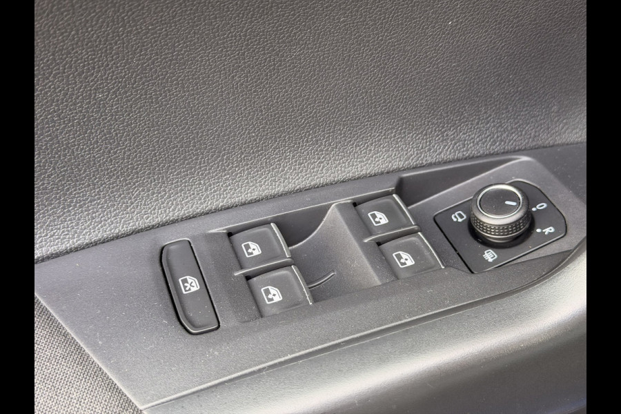 Volkswagen Polo 1.6 TDI DSG LED 16'' R-Line Camera CarPlay Ori NL NAP Beats ACC