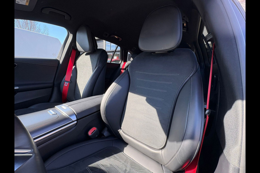 Mercedes-Benz C-Klasse C300 e AMG LINE, 1e eig, Garantie! BLACK-LINE