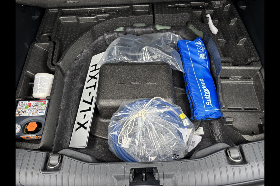 Ford Kuga 2.5 PHEV ST-Line | 243 PK | Winter Pack | Wegklapbare Trekhaak | Origineel Nederlandse auto | 2.100kg Trekgewicht | Originele Nederlandse auto