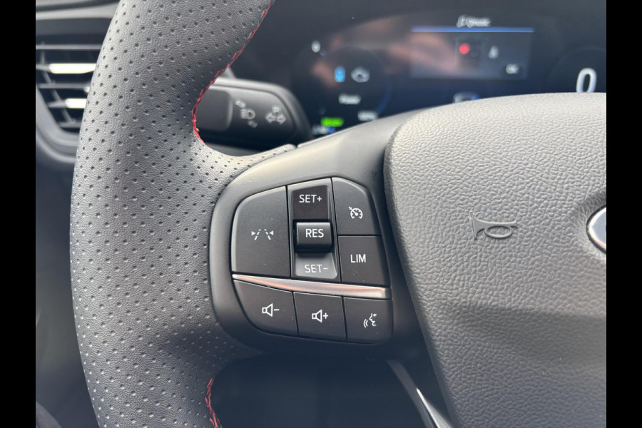 Ford Kuga 2.5 PHEV ST-Line | 243 PK | Winter Pack | Wegklapbare Trekhaak | Origineel Nederlandse auto | 2.100kg Trekgewicht | Originele Nederlandse auto