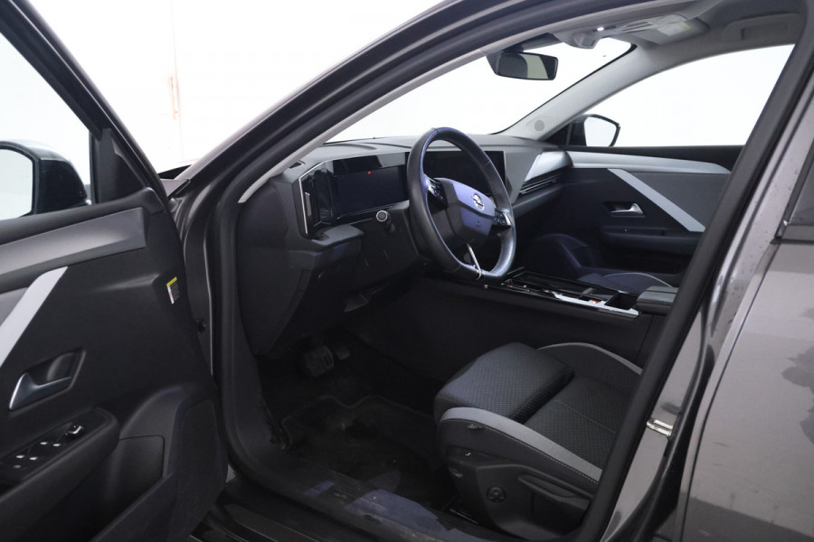 Opel Astra Sports Tourer 1.5 CDTI Business Elegance Automaat, Navigatie, Climate, Trekhaak