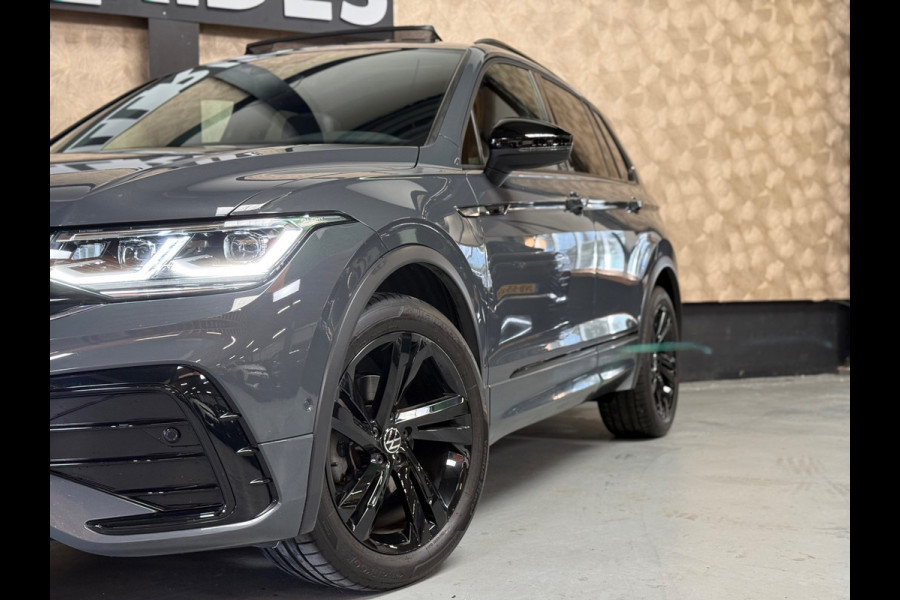 Volkswagen Tiguan 1.5 TSI Elegance | R line | Pano | Trekhaak | Stoel/Stuurverwarming | Carplay | Camera | Led