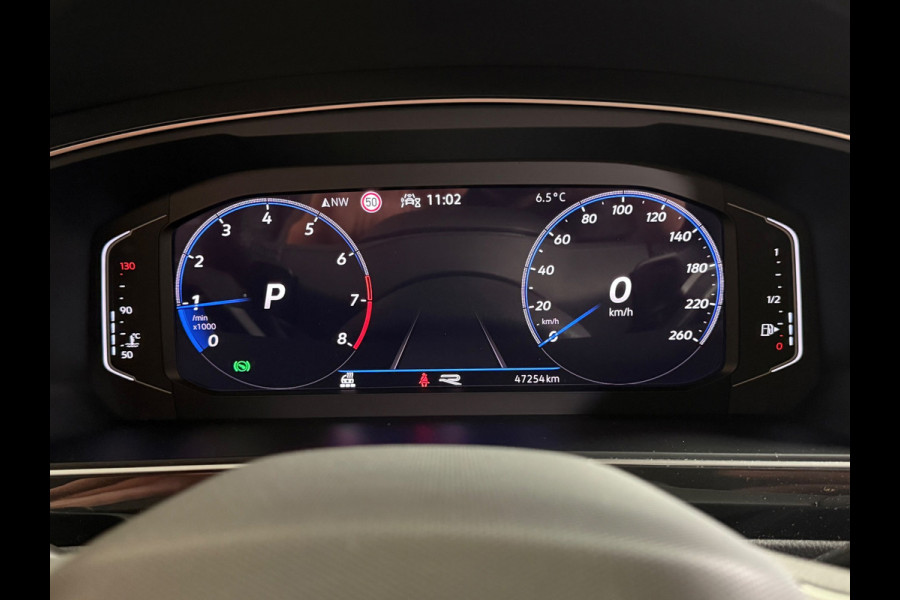 Volkswagen Tiguan 1.5 TSI Elegance | R line | Pano | Trekhaak | Stoel/Stuurverwarming | Carplay | Camera | Led