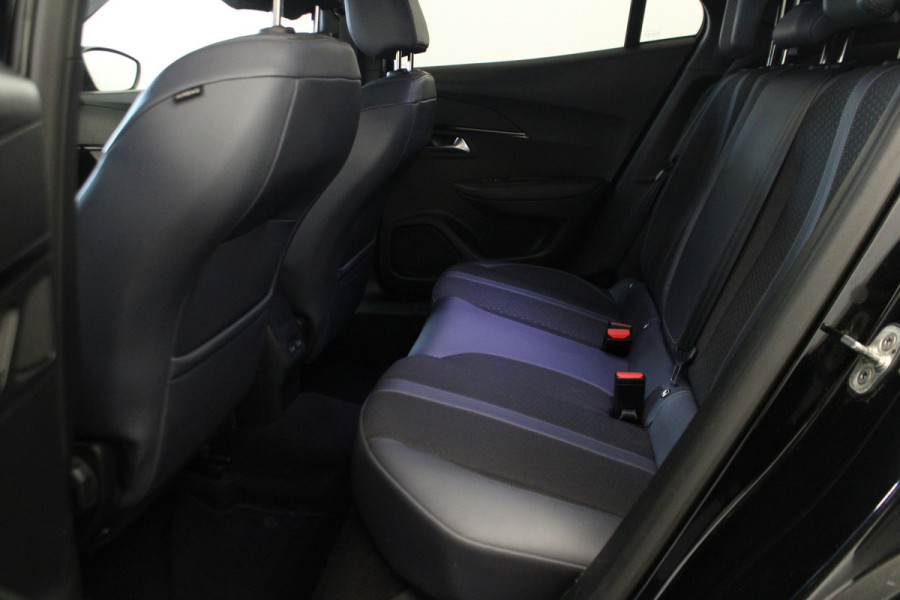 Peugeot 2008 1.2 PureTech Allure Pack |Camera|Navi|