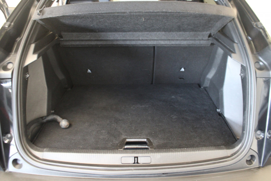 Peugeot 2008 1.2 PureTech Allure Pack |Camera|Navi|