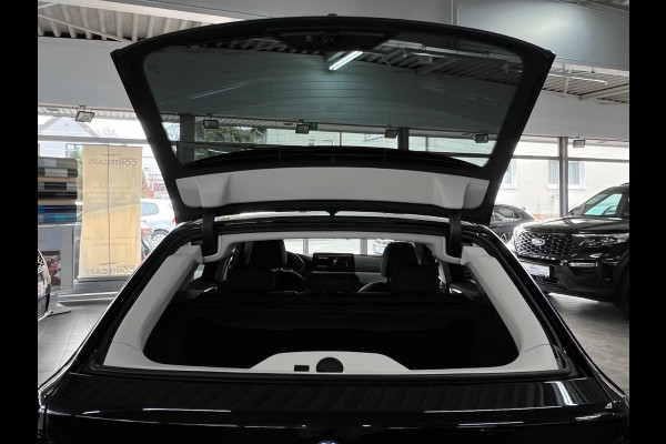 BMW 5 Serie Touring 530e ** LED, NAVI+, LEDER, PANORAMA, ADAPT. CRUISE, SHADOW-LINE, 19-INCH LMV ** 1e EIG - UNFALLFREI ** ** INFORMEER OOK NAAR ONZE AANTREKKELIJKE FINANCIAL-LEASE TARIEVEN **