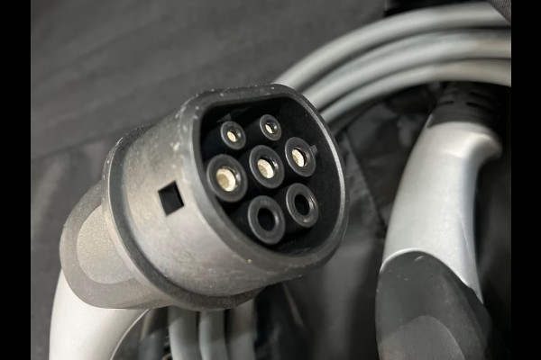 BMW 5 Serie Touring 530e ** LED, NAVI+, LEDER, PANORAMA, ADAPT. CRUISE, SHADOW-LINE, 19-INCH LMV ** 1e EIG - UNFALLFREI ** ** INFORMEER OOK NAAR ONZE AANTREKKELIJKE FINANCIAL-LEASE TARIEVEN **