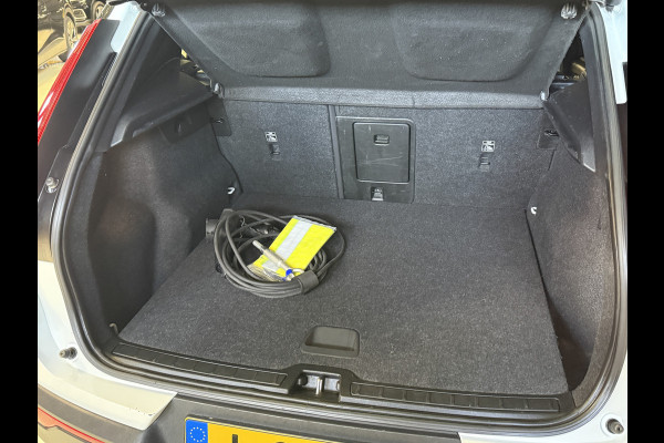 Volvo XC40 1.5 T4 Recharge R-Design Expression | Pano | Apple Carplay | Keyless