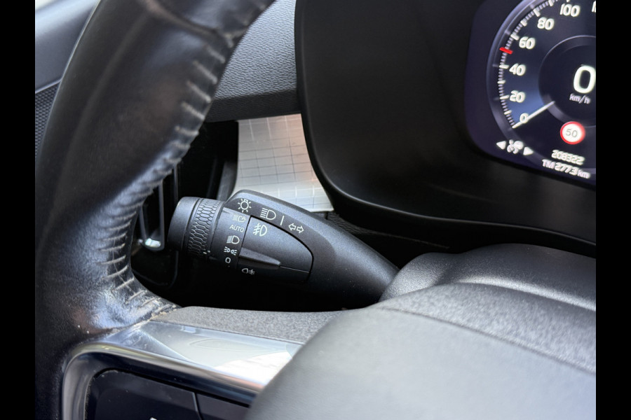 Volvo XC40 1.5 T4 Recharge R-Design Expression | Pano | Apple Carplay | Keyless