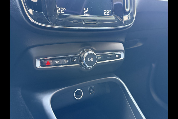 Volvo XC40 1.5 T4 Recharge R-Design Expression | Pano | Apple Carplay | Keyless