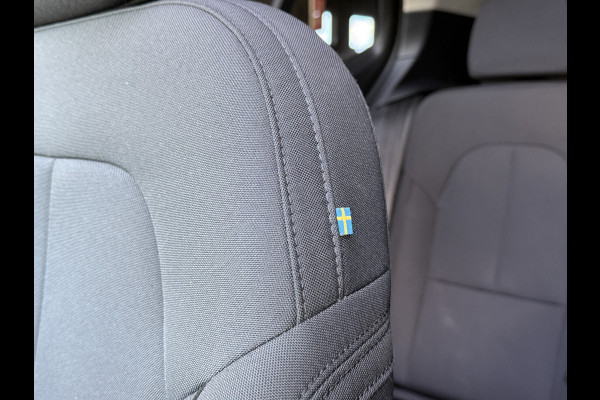 Volvo XC40 1.5 T4 Recharge R-Design Expression | Pano | Apple Carplay | Keyless