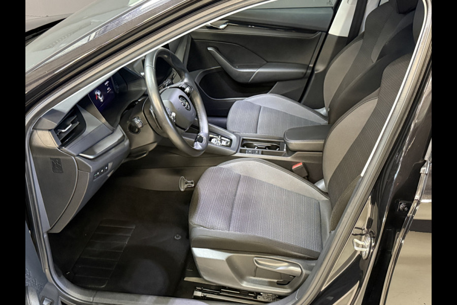 Škoda Octavia 1.0 e-TSI Business Edition | Draadloze lader | Carplay