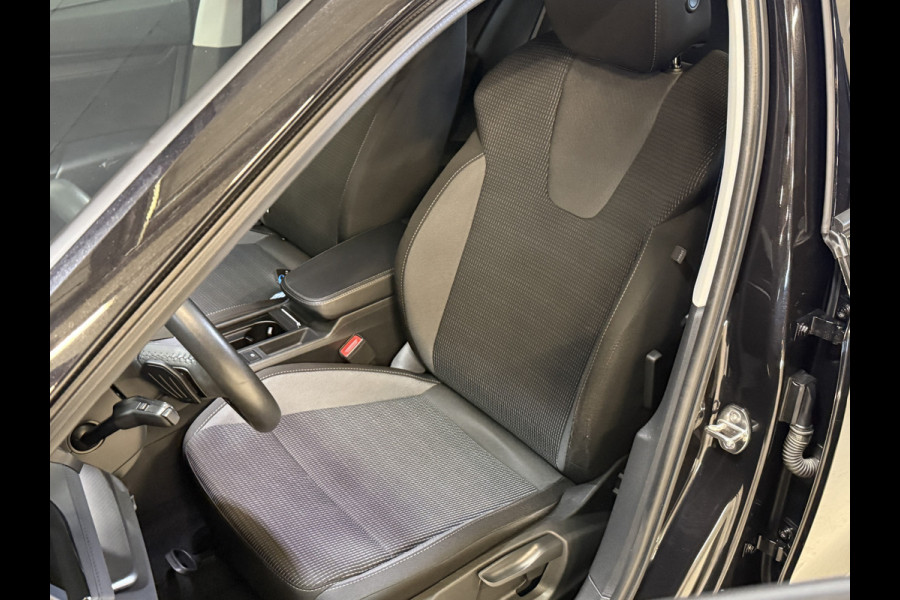 Škoda Octavia 1.0 e-TSI Business Edition | Draadloze lader | Carplay