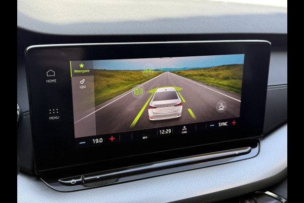 Škoda Octavia 1.0 e-TSI Business Edition | Draadloze lader | Carplay