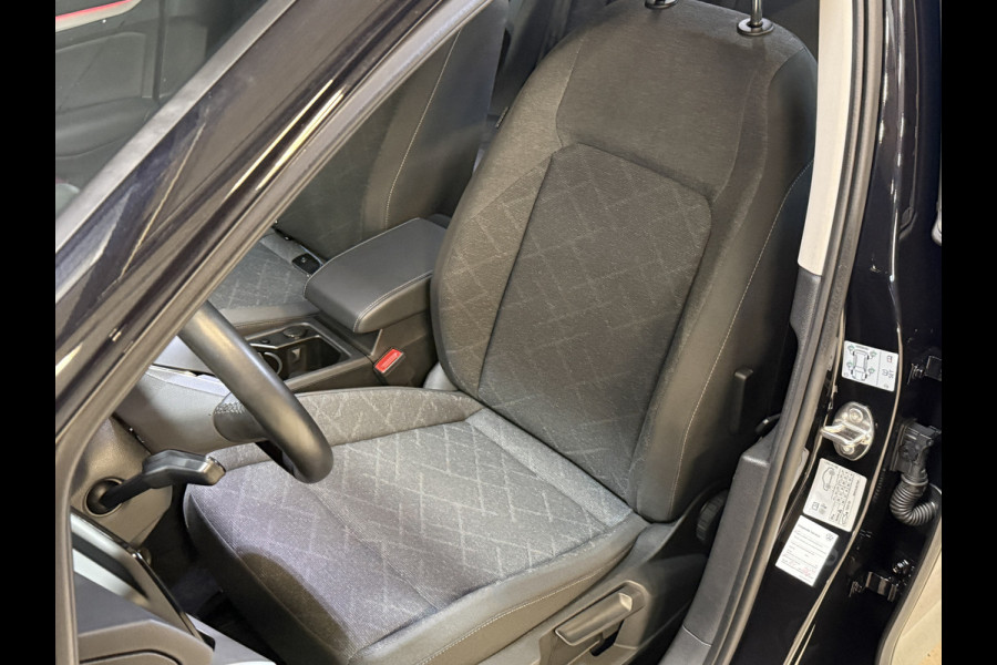 Volkswagen Golf Variant 1.0 TSI Life | Carplay | ACC | Draadloze lader