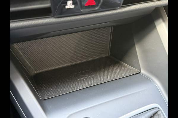 Volkswagen Golf Variant 1.0 TSI Life | Carplay | ACC | Draadloze lader