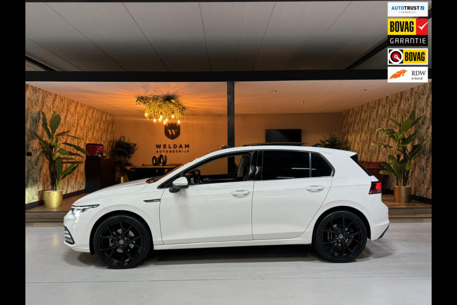 Volkswagen Golf 1.5 eTSI Style Garantie Pano Memory Massage Sfeer Carplay Camera Blindspot ACC Navi Clima IQ.Led IQ.Drive Rijklaar