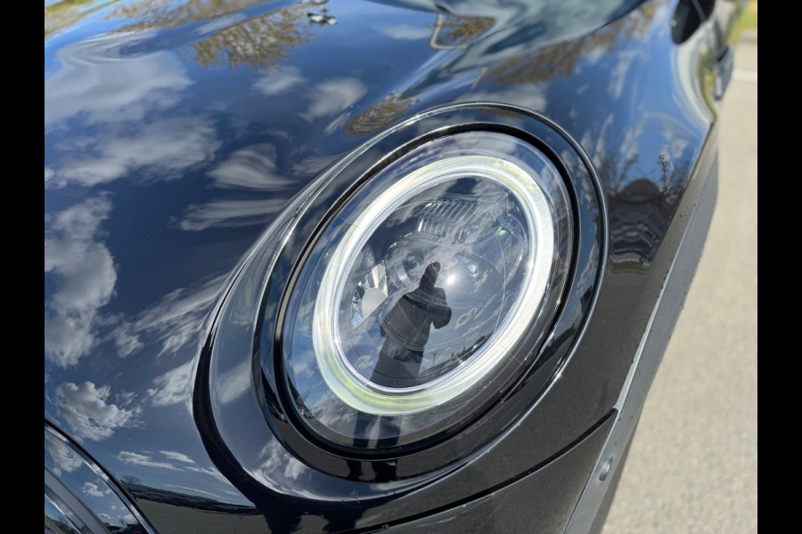MINI Mini 1.5 One John Cooper Works AUT Led HUD Leder 5 deurs
