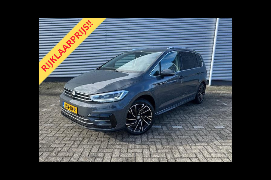 Volkswagen Touran 1.5 TSI R-Line Exclusive 7p,afn.Trekhaak,Navigatie,parkeersensoren/Camera,stoelverwarming,