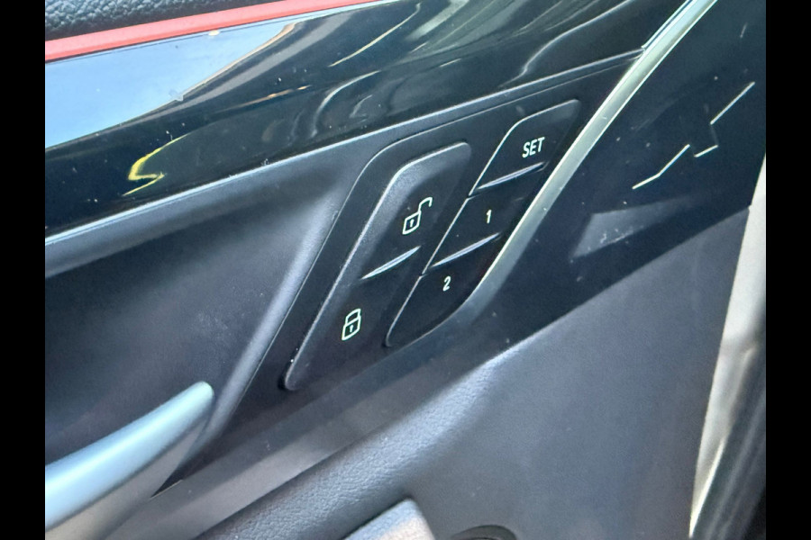 BMW iX3 Executive 80 kWh|PANO|DEALER ONDERHOUDEN|