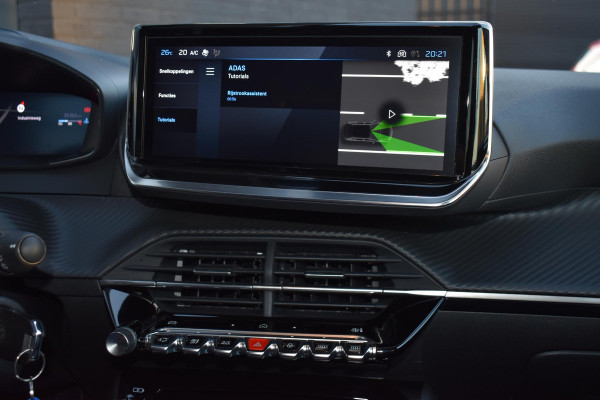 Peugeot 208 1.2 PureTech 100 PK Aut Allure | Carplay | Navi | PDC | Incl. garantie