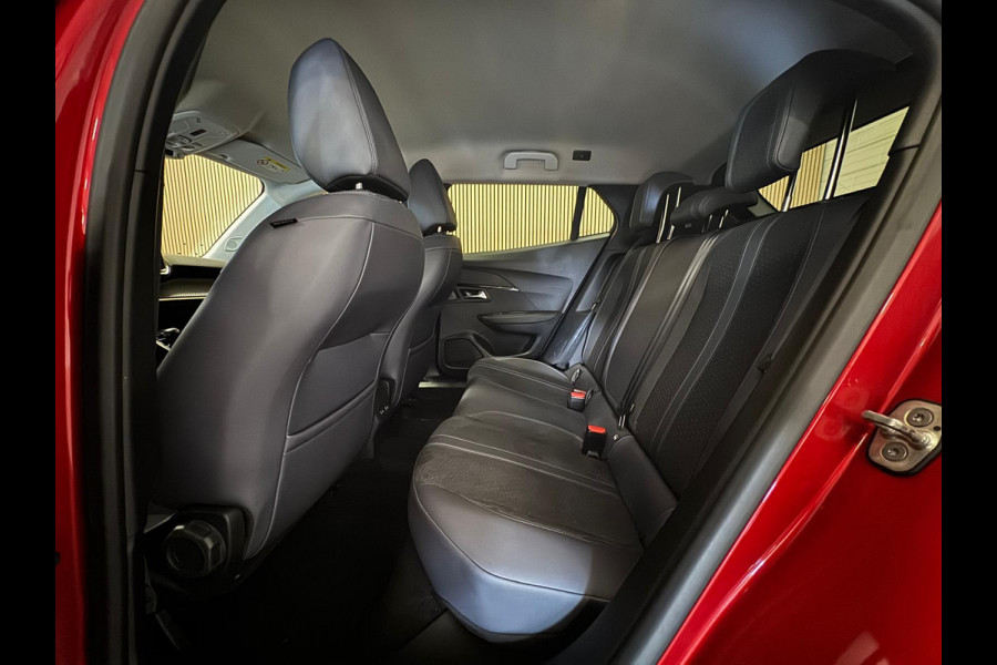 Peugeot 2008 1.2 PureTech 130PK Allure Pack | Carplay | Camera | 3D Dashb. | Stoelverw. | Incl. garantie