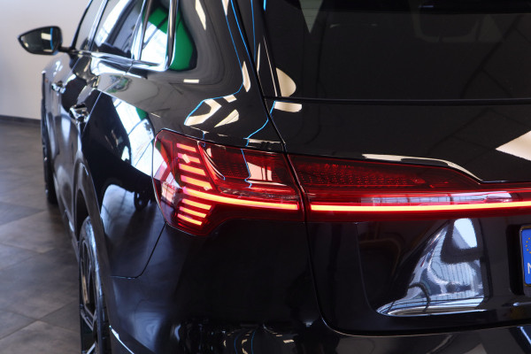 Audi e-tron 55 quattro S edition 95 kWh Panoramadak Memory 22'' ! 2e Paasdag geopend van 12.00 tot 17:00u !