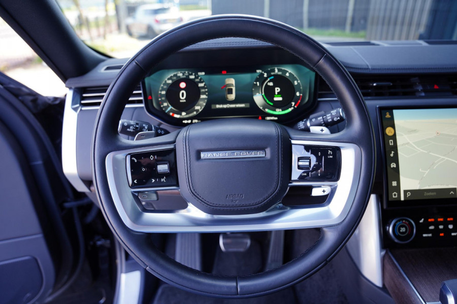 Land Rover Range Rover P 440 SE Zwart Leder / 23 Inch / Panoramadak