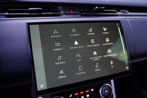 Land Rover Range Rover P 440 SE Zwart Leder / 23 Inch / Panoramadak