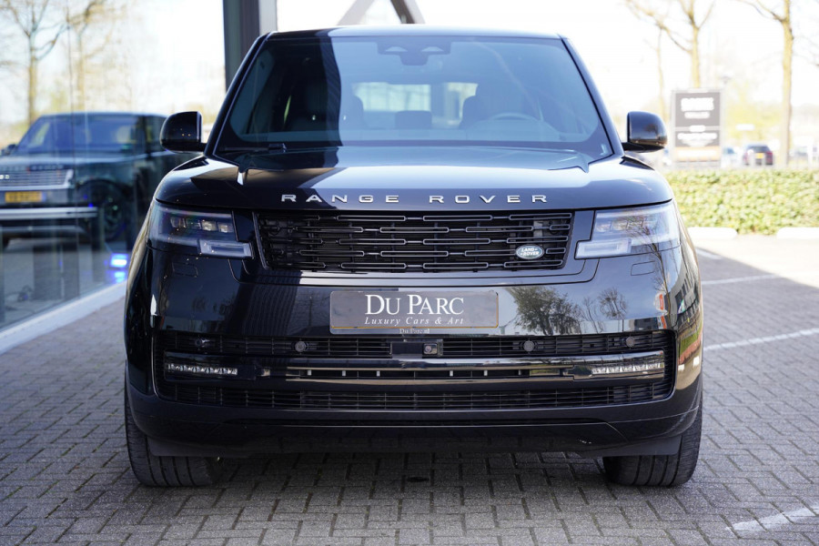 Land Rover Range Rover P 440 SE Zwart Leder / 23 Inch / Panoramadak