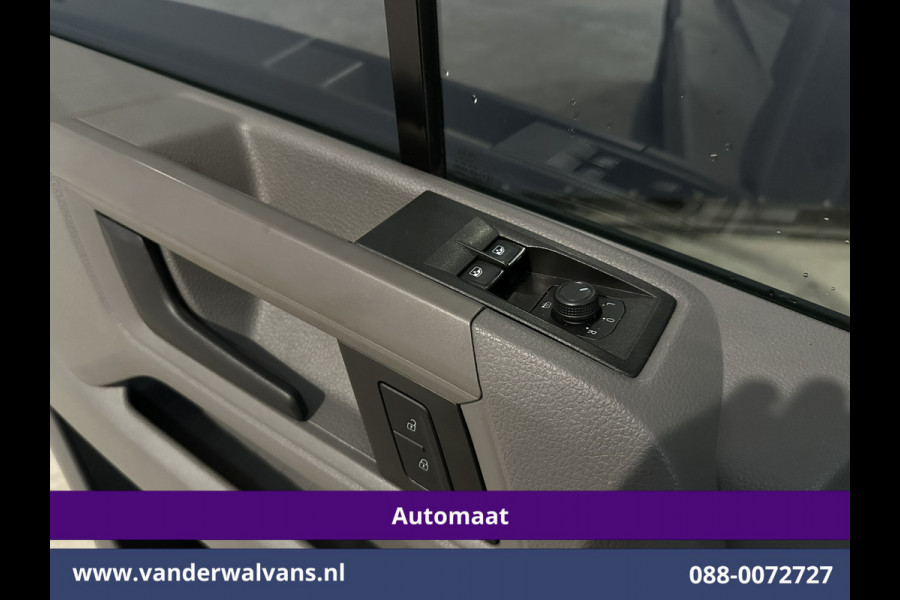 Volkswagen Crafter 2.0 TDI 140pk Automaat L4H3 L3H2 Euro6 Airco | Camera | Apple Carplay Android Auto, Chauffeursstoel, Stoelverwarming, 3000kg Trekhaak