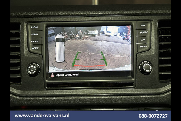 Volkswagen Crafter 2.0 TDI 140 pk L3H3 L2H2 Euro6 Airco | Camera | Navigatie | Apple Carplay | Massagestoel Android Auto, Parkeersensoren, 3000kg trekvermogen