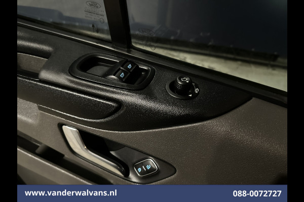 Ford Transit Custom 2.0 TDCI 130pk L1H1 Euro6 Airco | Camera | Navigatie | LED | Cruisecontrol Parkeersensoren, Stoelverwarming, Verwarmde voorruit, Bijrijdersbank, 2500kg trekvermogen