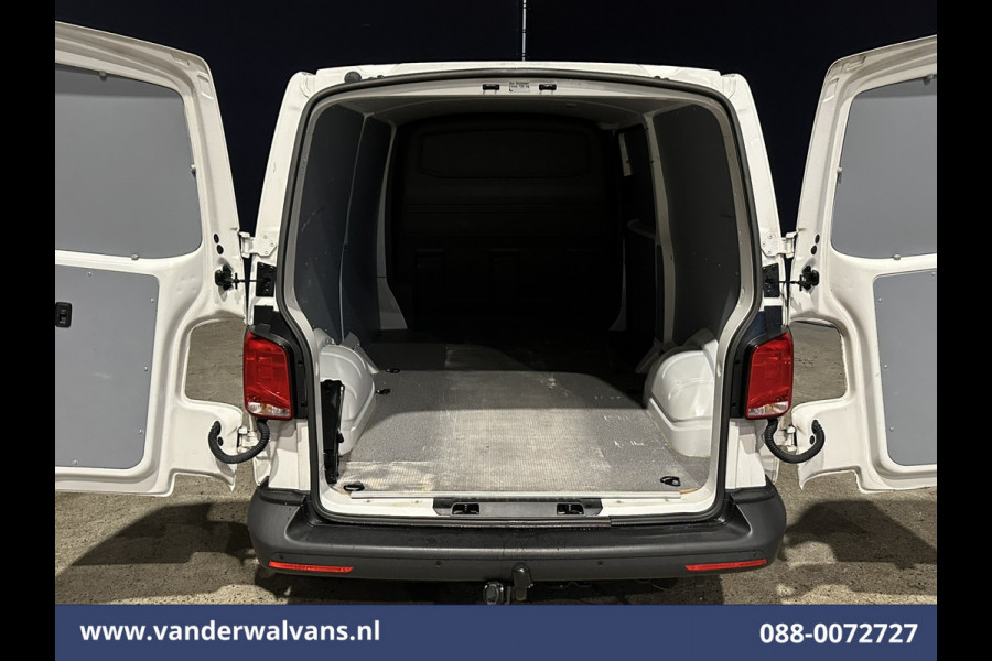 Volkswagen Transporter 2.0 TDI 150pk L2H1 Euro6 Airco | Navigatie | Apple Carplay | Cruisecontrol Trekhaak, Android Auto, Parkeersensoren