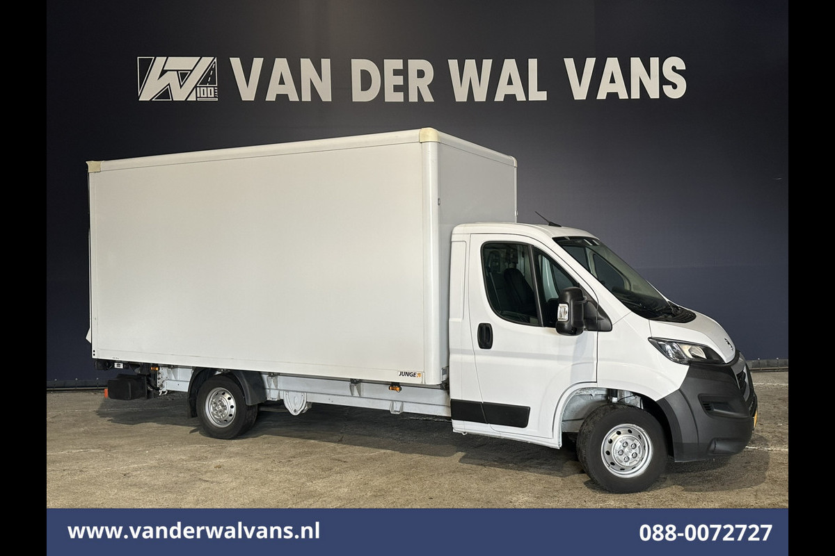 Peugeot Boxer 2.2 BlueHDi 141pk Bakwagen 436cm Lang Laadklep Euro6 Airco | Cruisecontrol | 1055kg laadvermogen Camera, Bijrijdersbank