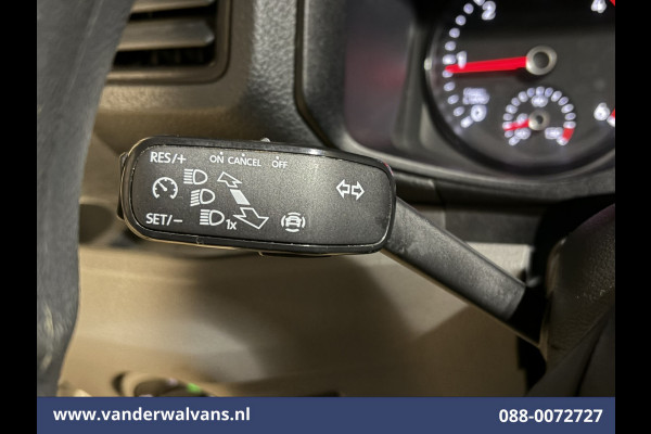 Volkswagen Crafter 2.0 TDI 141pk Bakwagen Laadklep Euro6 Airco | Camera | Apple Carplay Cruisecontrol, Bijrijdersbank