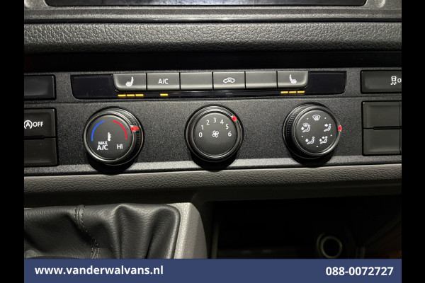 Volkswagen Crafter 2.0 TDI 141pk L3H2 L2H1 Euro6 Airco | Stoelverwarming | Parkeersensoren Bijrijdersbank, 3000kg trekvermogen