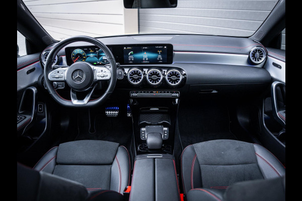 Mercedes-Benz CLA-Klasse 250 e AMG Line - Matrix l Pano l Sfeerverl. l Keyless l 19"
