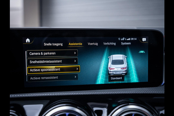 Mercedes-Benz CLA-Klasse 250 e AMG Line - Matrix l Pano l Sfeerverl. l Keyless l 19"