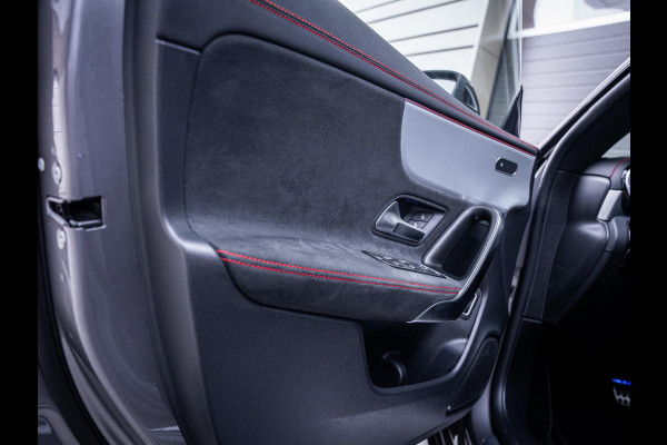 Mercedes-Benz CLA-Klasse 250 e AMG Line - Matrix l Pano l Sfeerverl. l Keyless l 19"