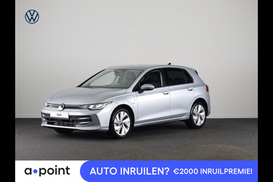 Volkswagen Golf Life Edition 1.5 eHybrid 204 PK | 17 "LM velgen | Stoel & Stuurverwarming | Camera |