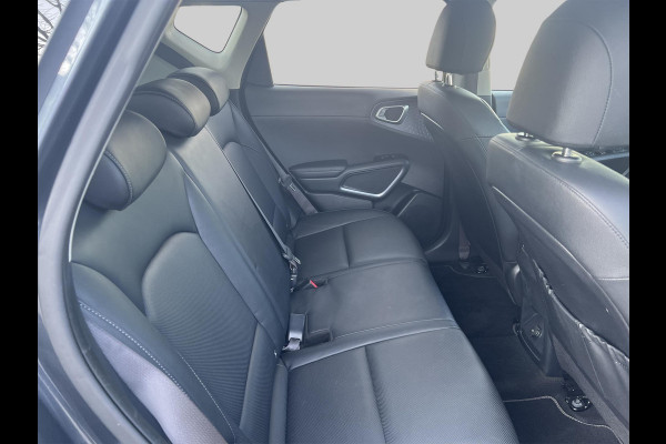 Kia e-Soul ExecutiveLine 64 kWh | Trekhaak
