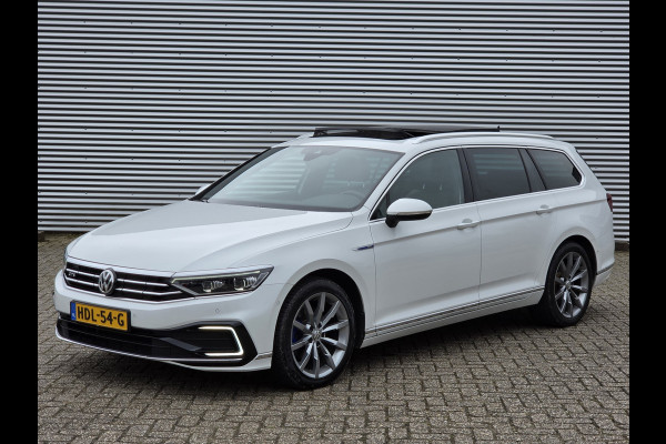 Volkswagen Passat Variant 1.4 TSI PHEV GTE Business Pano Massage Stoel Acc