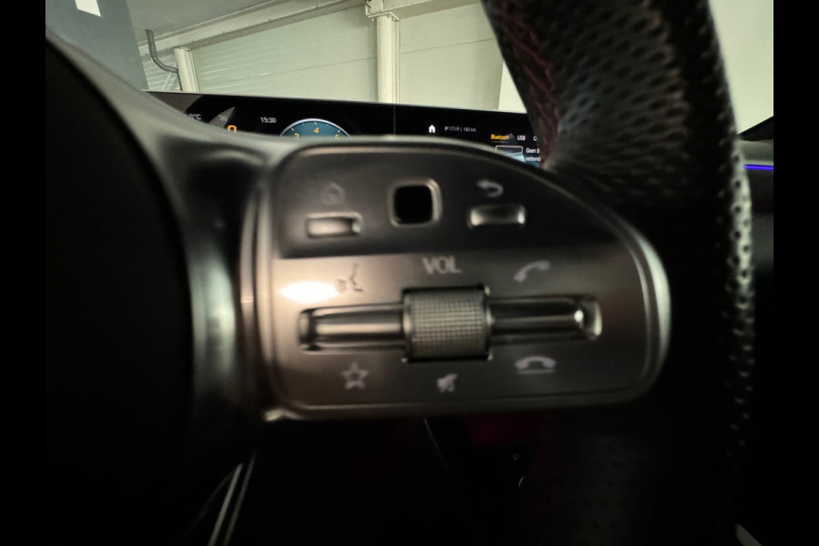 Mercedes-Benz A-Klasse 180 Business AMG Memory|Sfeer|Night