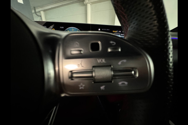 Mercedes-Benz A-Klasse 180 Business AMG Memory|Sfeer|Night