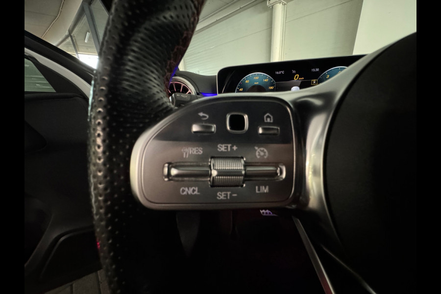 Mercedes-Benz A-Klasse 180 Business AMG Memory|Sfeer|Night