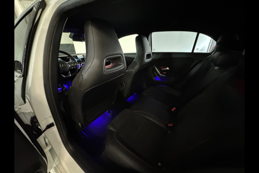 Mercedes-Benz A-Klasse 180 Business AMG Memory|Sfeer|Night