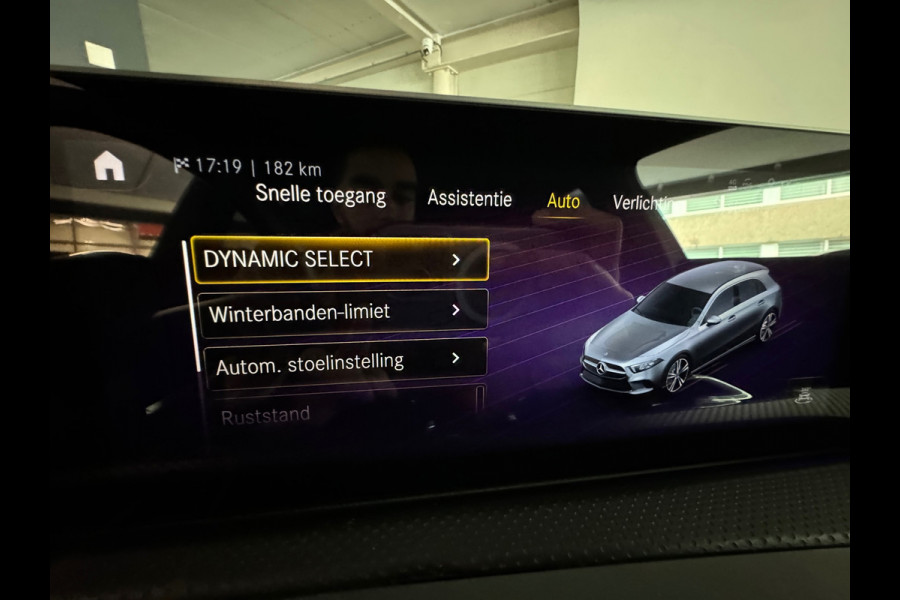 Mercedes-Benz A-Klasse 180 Business AMG Memory|Sfeer|Night