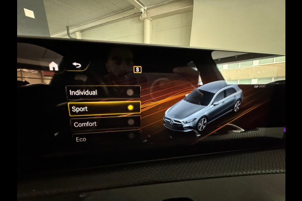 Mercedes-Benz A-Klasse 180 Business AMG Memory|Sfeer|Night